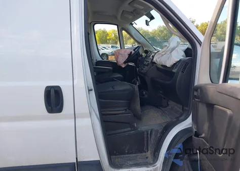 2021 Ram Promaster 1500 Low Roof 118 Wb from USA, damaged, VIN 3C6LRVNG4ME553602